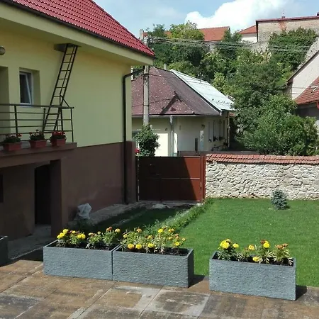 Gospodarstwo wiejskie Vikendovy Dom Relax *